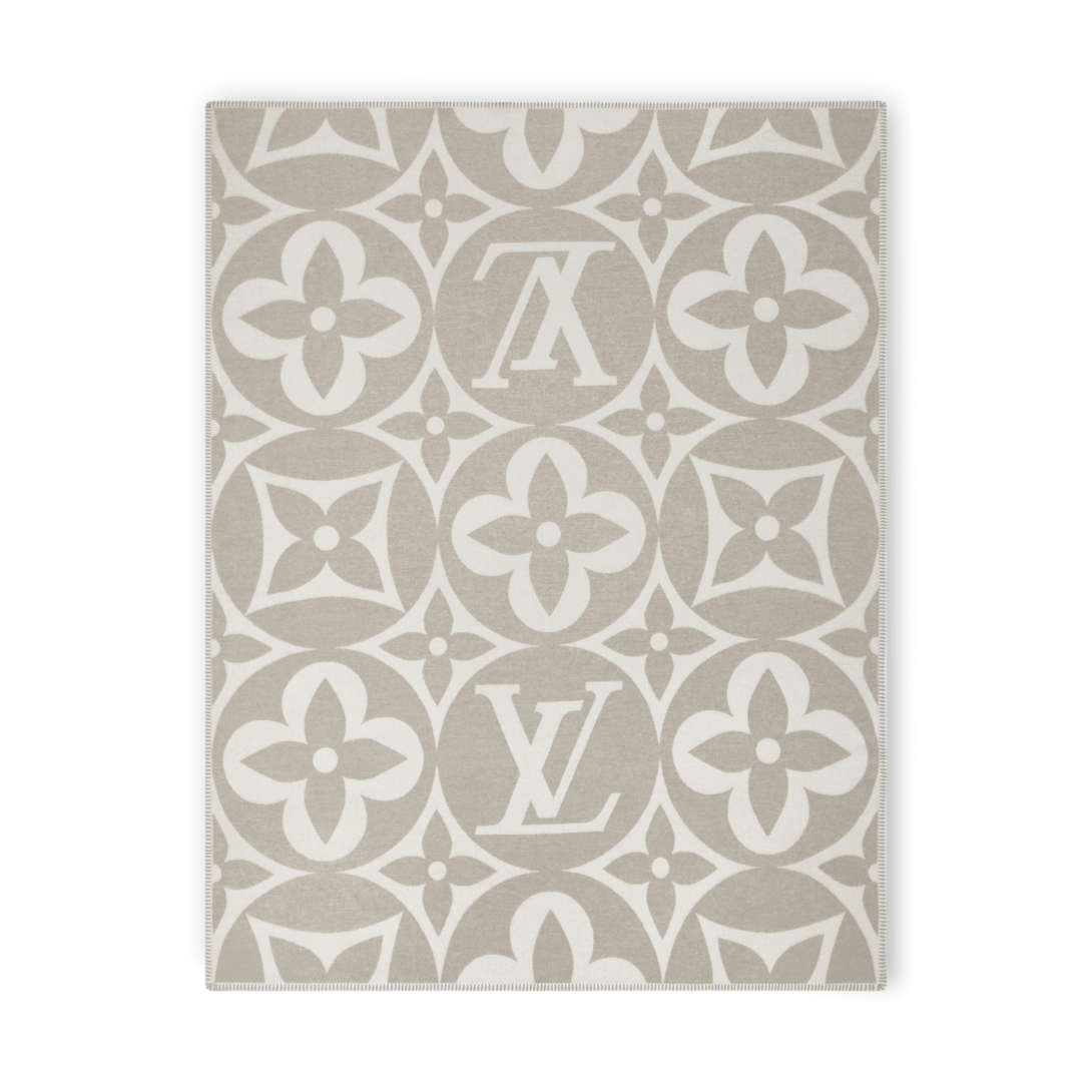 LV Medallion Blanket S00 - Accessories M79275 | LOUIS VUITTON